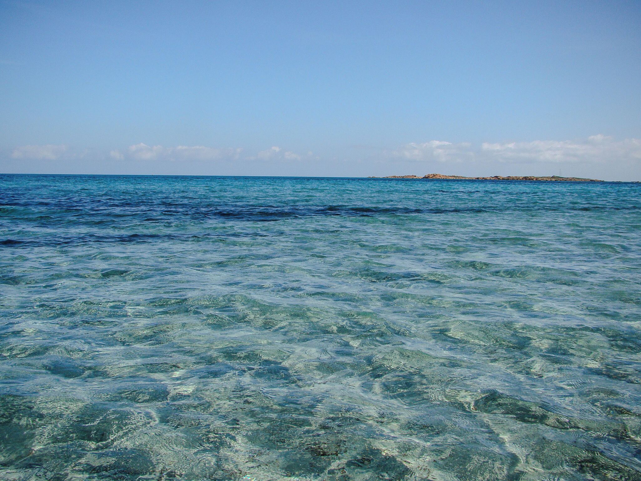 In Strandnähe, weißer Sandstrand