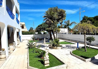 Villa Lea - Apartments Torre dell'Orso