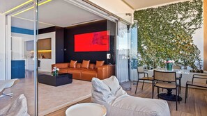 TV, offices