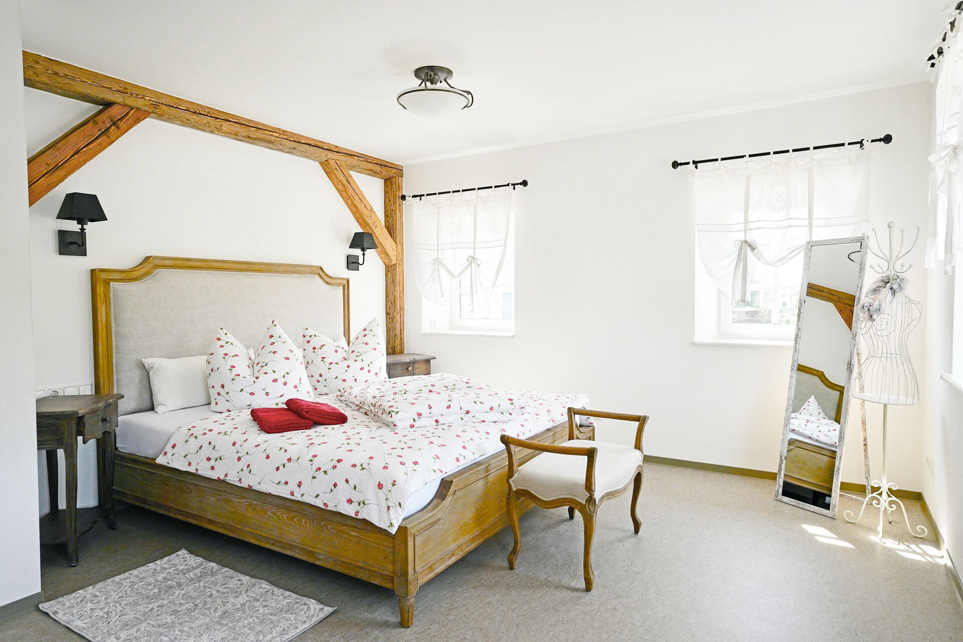 Honeymoon-Apartment, Gartenblick | Verdunkelungsvorhänge, schallisolierte Zimmer, kostenloses WLAN