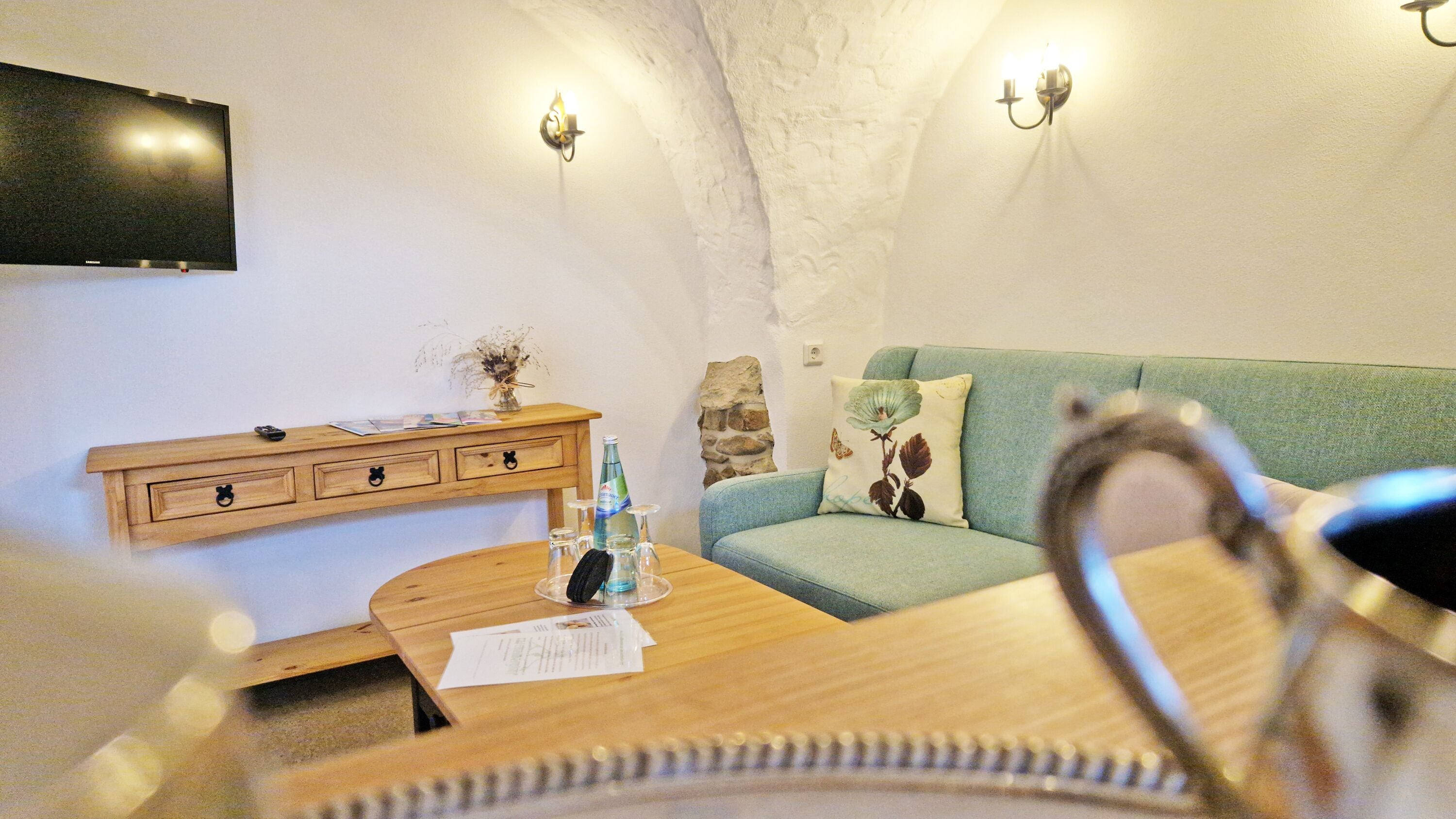 Romantic Apartment, Mobility Accessible, Garden View | Interior