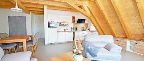 Family Apartment, Mountain View | Living area
