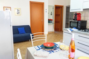 Apartment, Balcony | Living area