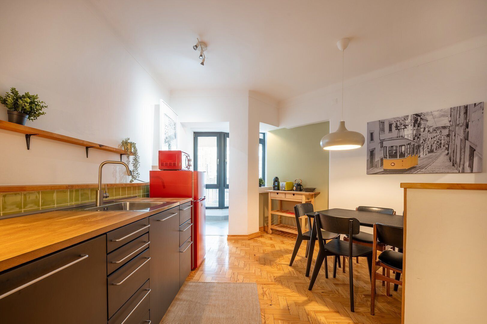 Fridge, microwave, oven, dishwasher