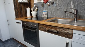 Leilighet | Eget kjøkken | Kjøleskap, ovn, oppvaskmaskin og kaffetrakter/tekoker