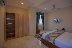 Deluxe-Apartment, 3 Schlafzimmer, Stadtblick | Badezimmer