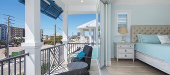 🏖️Private Heated Saltwater Pool-Steps to Beach-Reef of Paradise🏖️