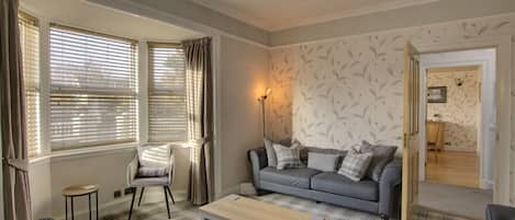 Talo | 6 makuuhuonetta