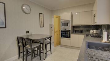 3 عدّة غرف نوم