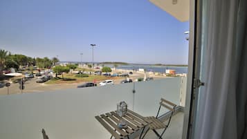 Phòng Suite Junior, ban công, quang cảnh biển | Quang cảnh ban công