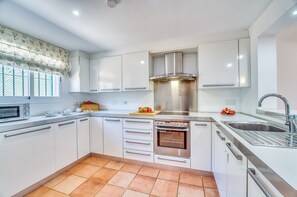 House | Private kitchen