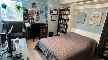 1 bedroom, desk, iron/ironing board, free WiFi
