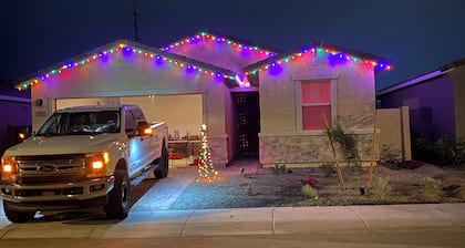 Luxurious 4-bedroom house in West Phoenix Close to West Gate and Phoenix Raceway