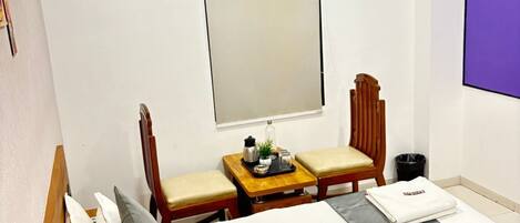 ห้องดีลักซ์ดับเบิล | โต๊ะทำงาน, พื้นที่ทำงานแบบใช้แล็ปท็อป, Wi-Fi ฟรี