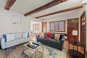 House, Multiple Beds, Patio, Garden View (Tibet Twins Suites) | Living area | 42-inch flat-screen TV with digital channels