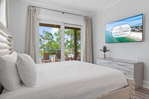 7 bedrooms, iron/ironing board, free WiFi, bed sheets - Suncastle: Beachfront South Cape, Private Pool, Pet-Friendly, Sleeps 24! (Cape San Blas)