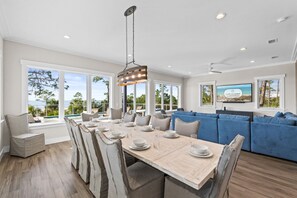 Dining - Brand New Beachfront Build, Private Pool, Pet-Friendly, Secluded Beaches (Indian Pass)