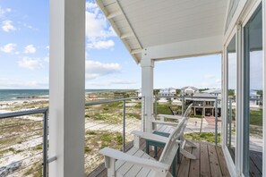 Property grounds - Paloma: 4th of July week now available as a Friday or Saturday check in! (Mexico Beach)