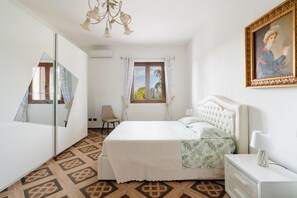 3 chambres, fer et planche à repasser, Wi-Fi