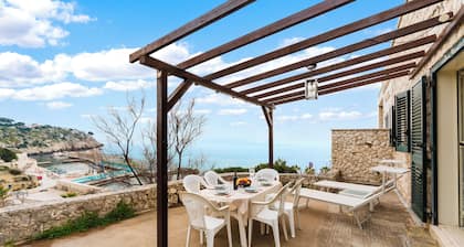 Villa Occhi sul Mare by BarbarHouse