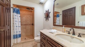 Condo, 1 King Bed with Sofa bed, Balcony, Ocean View (Sonoran Sky SKY 1105) | Bathroom