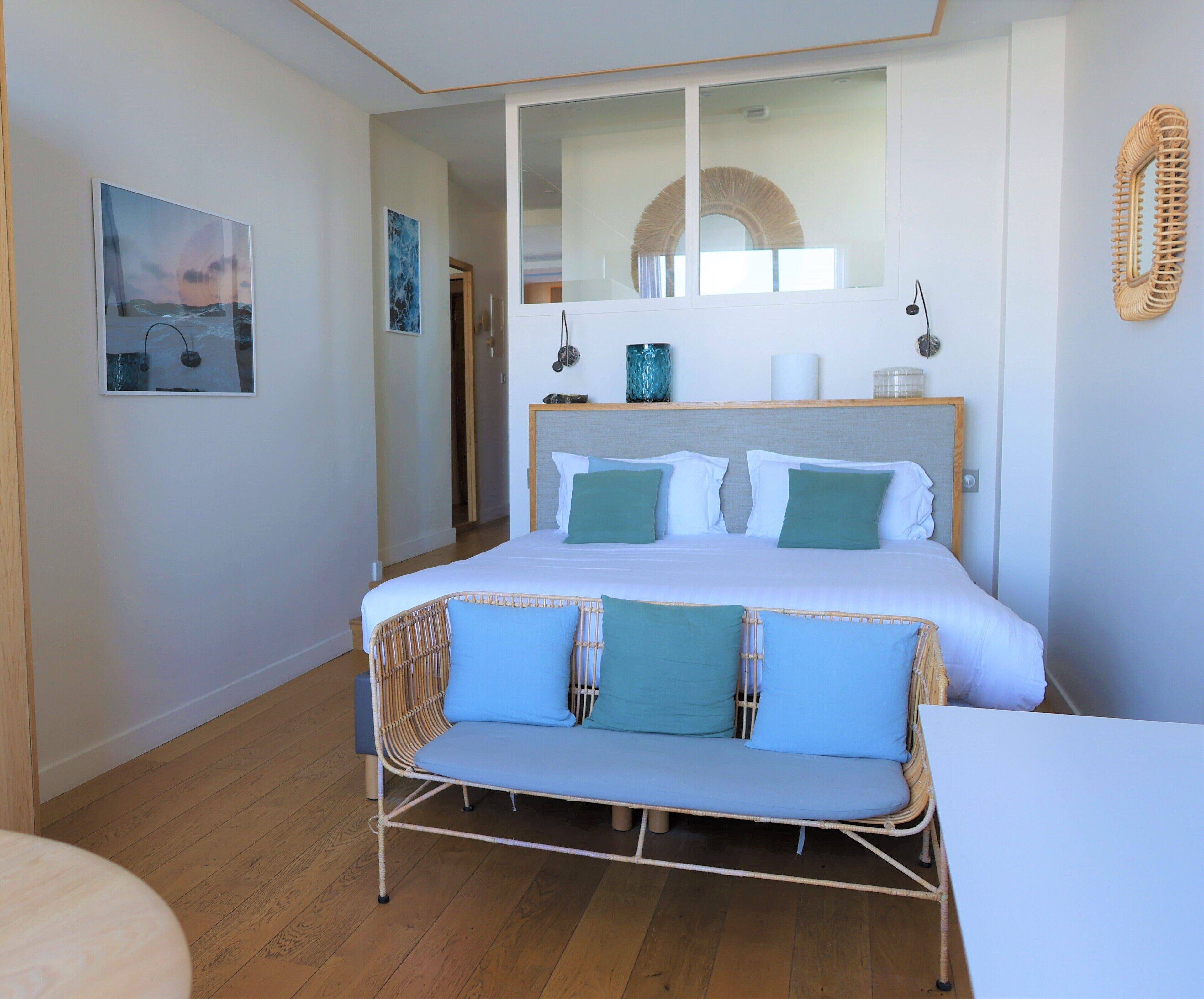 Suite Classique, vue port | 1 chambre, literie de qualité supérieure, bureau