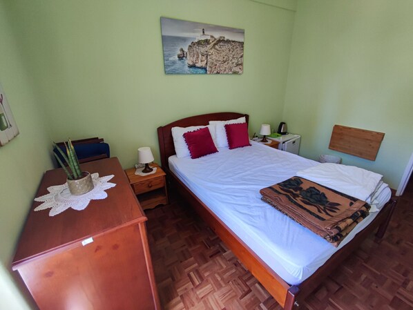 3 bedrooms, free WiFi, bed sheets