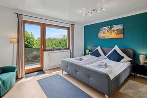 1 bedroom, WiFi, bed sheets - VEGA animal friendly apartment with balcony | near IRT Föhren and Moselle (Hetzerath)