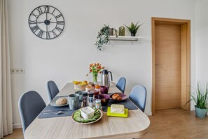 Dining - VEGA animal friendly apartment with balcony | near IRT Föhren and Moselle (Hetzerath)
