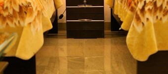 Palace Inn Guest House 