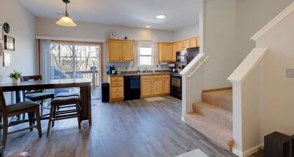 2 Kings, Workspace, Garage 3bdrm - Pastore`s Place