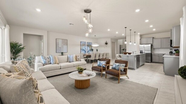 Unclassified image, 1 of 40, button - 8 BD/ 6 BA / Windsor Cay (15989 CC) (Clermont)