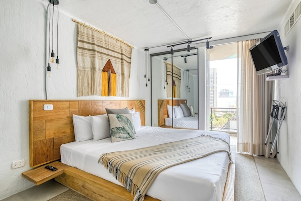 1 habitación, espacio para trabajar con laptop y wifi gratis