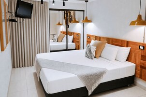 1 bedroom, free WiFi, bed sheets