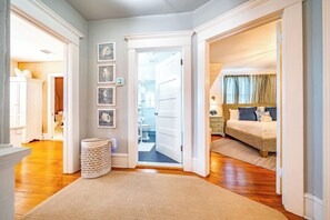 8 bedrooms, iron/ironing board, travel cot, free WiFi - Grand 8BR/4BA Beach Block Retreat—Just steps to Ocean City Shore! (Ocean City)