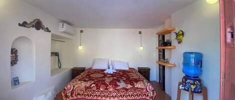 1 bedroom, in-room safe, free WiFi, bed sheets