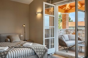 3 Schlafzimmer, Schreibtisch, Bügeleisen/Bügelbrett, kostenloses WLAN