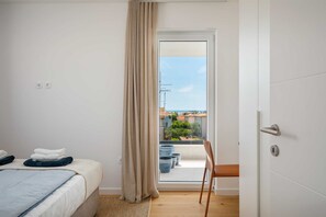 2 chambres, fer et planche à repasser, Wi-Fi gratuit, draps fournis