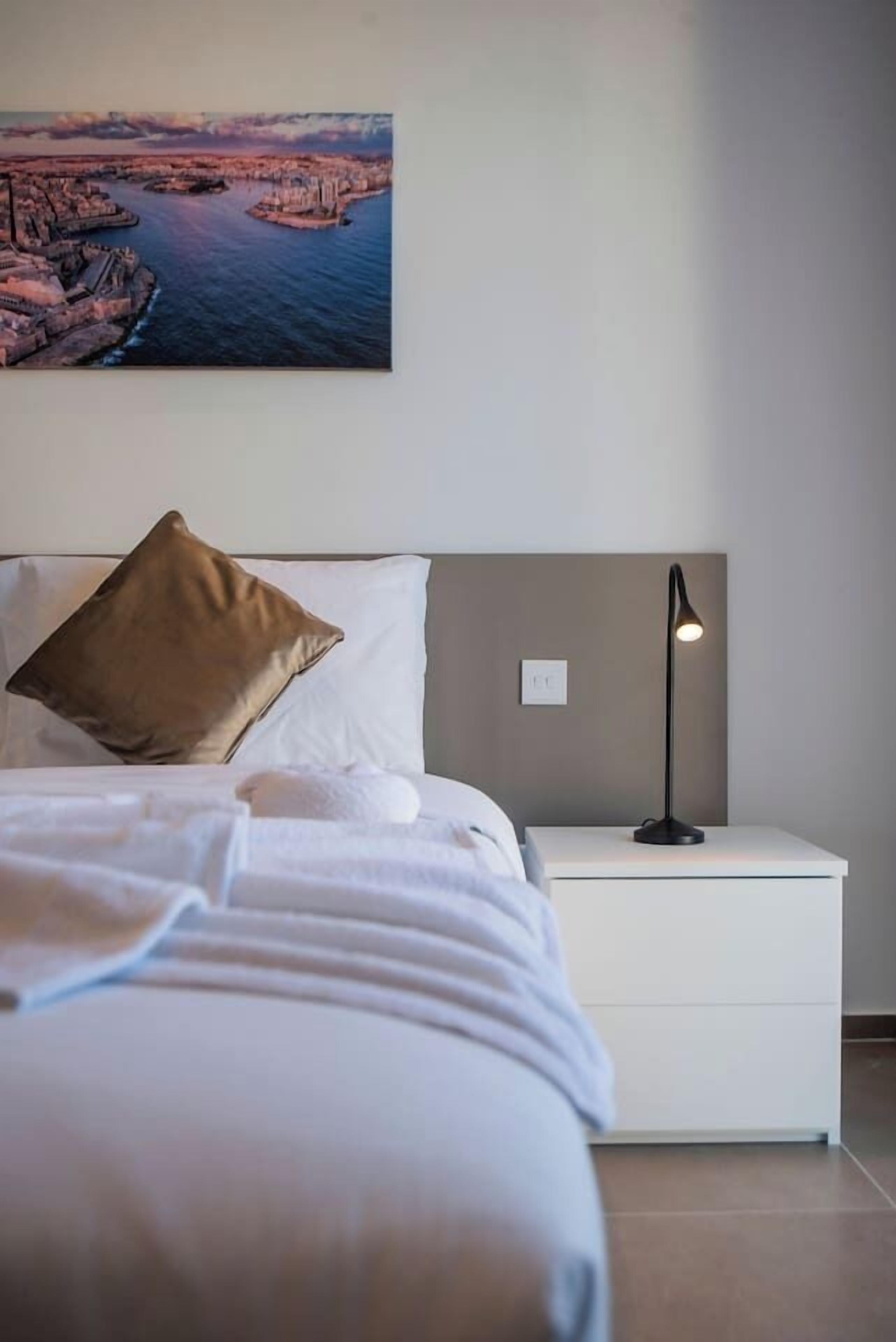 1 室のベッドルーム、アイロン / アイロン台、WiFi、ベッドシーツ