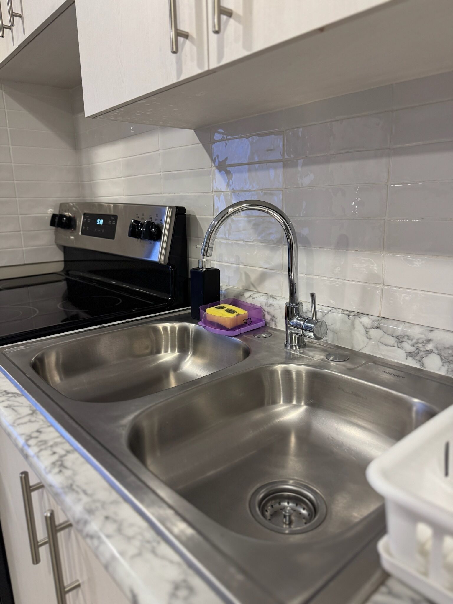 Microwave, oven, coffee/tea maker, cookware/dishes/utensils