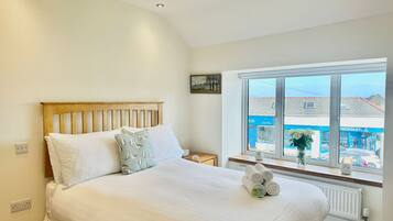 2 chambres, fer et planche Ă repasser, Wi-Fi gratuit, draps fournis