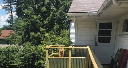 3-Bedroom Modern Home Walkable to Downtown & Penn State