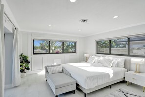 3 bedrooms, iron/ironing board, free WiFi, bed sheets