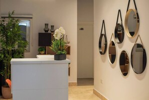 Lobby - Orbis Boutique Studios by Holi (Qormi)