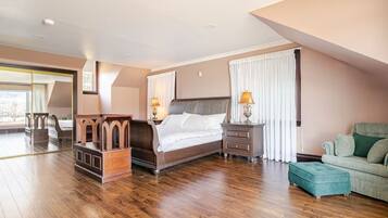 6 bedrooms, free WiFi