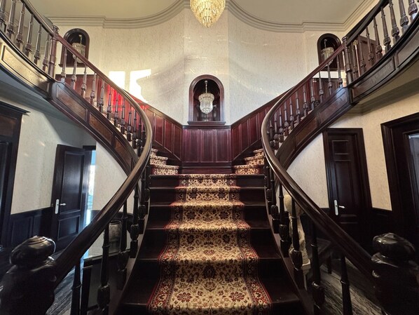 Interior - Prestigious Mansion in Beloeil (Beloeil)