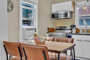 Fridge, microwave, oven, stovetop - Desert Shores: 104 (Dog Friendly) Minutes to Lake (Penticton)