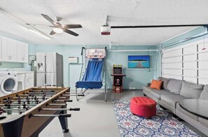 Spielezimmer