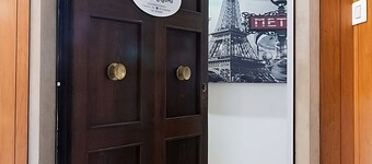 Forever Rooms 1: Family & Couple Comfort