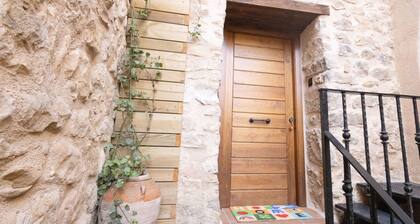 Lo Raconet dárnes, a rural apartment in the historical center of Arnes.